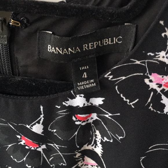 Floral print black dress by Banana Republic, size 4 Tall - Picture 4 of 4